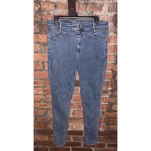 Super Hi Rise American Eagle Jegging